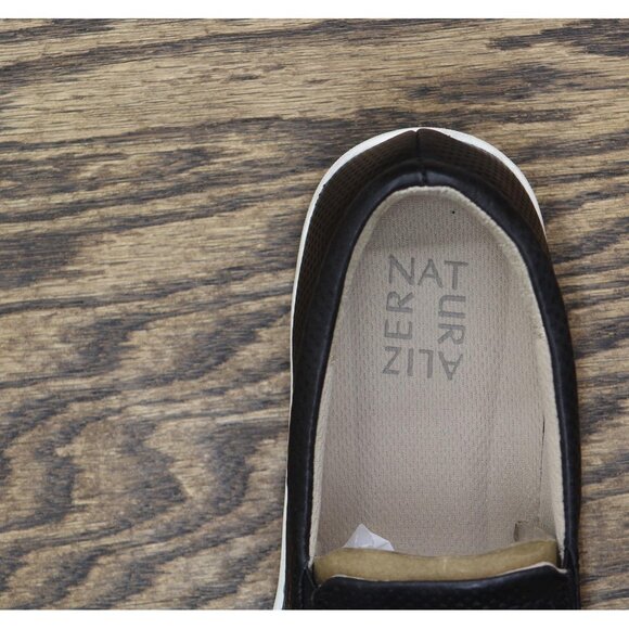 NWT Naturalizer Womens Marianne Sneaker Pull On E7755L3 Black 8.5M - Picture 14 of 14